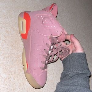 sold out everywhere. jordan retro 6 rusty pink